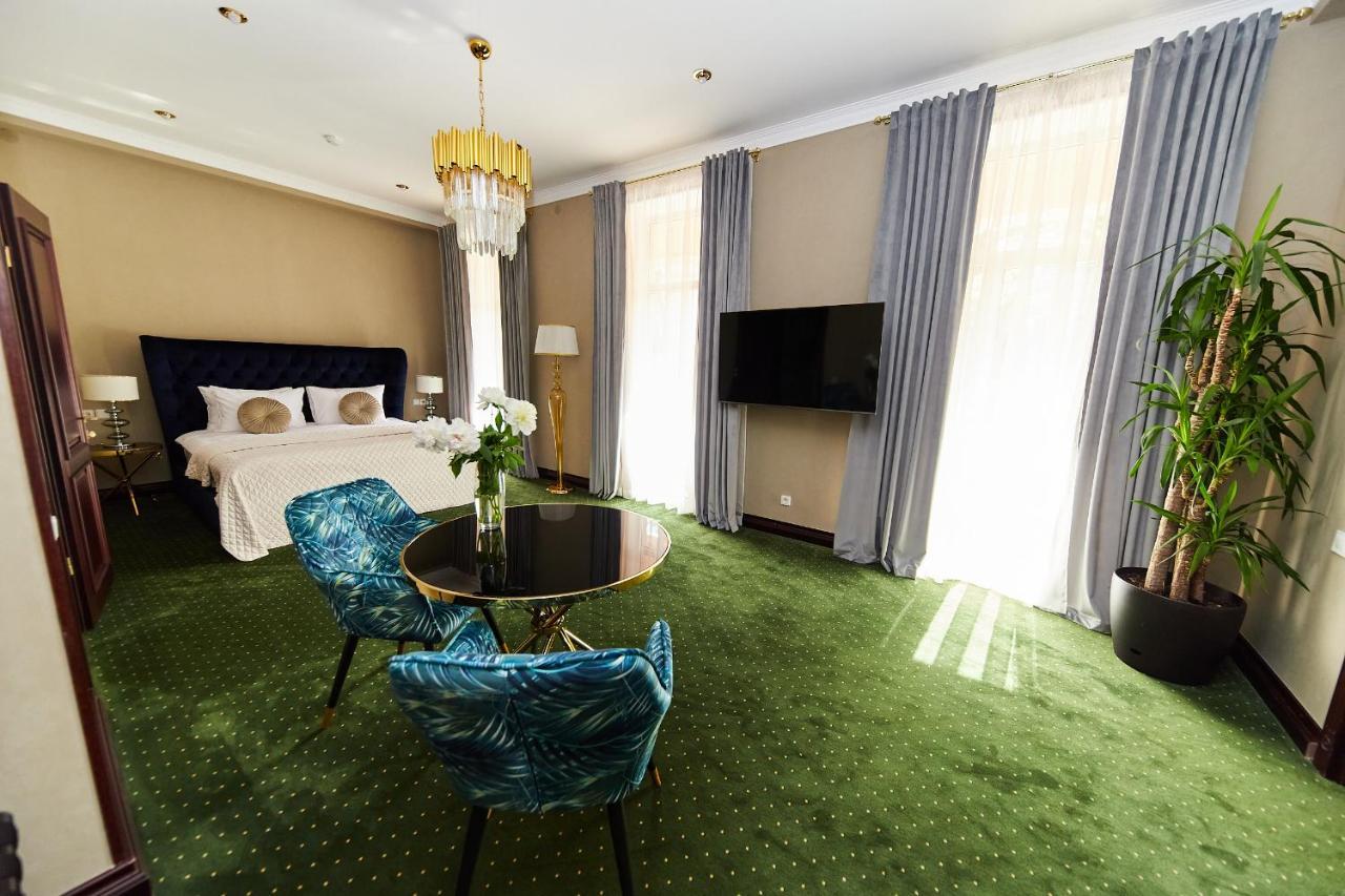 Arcadia Plaza Hotel Odessa Exterior foto