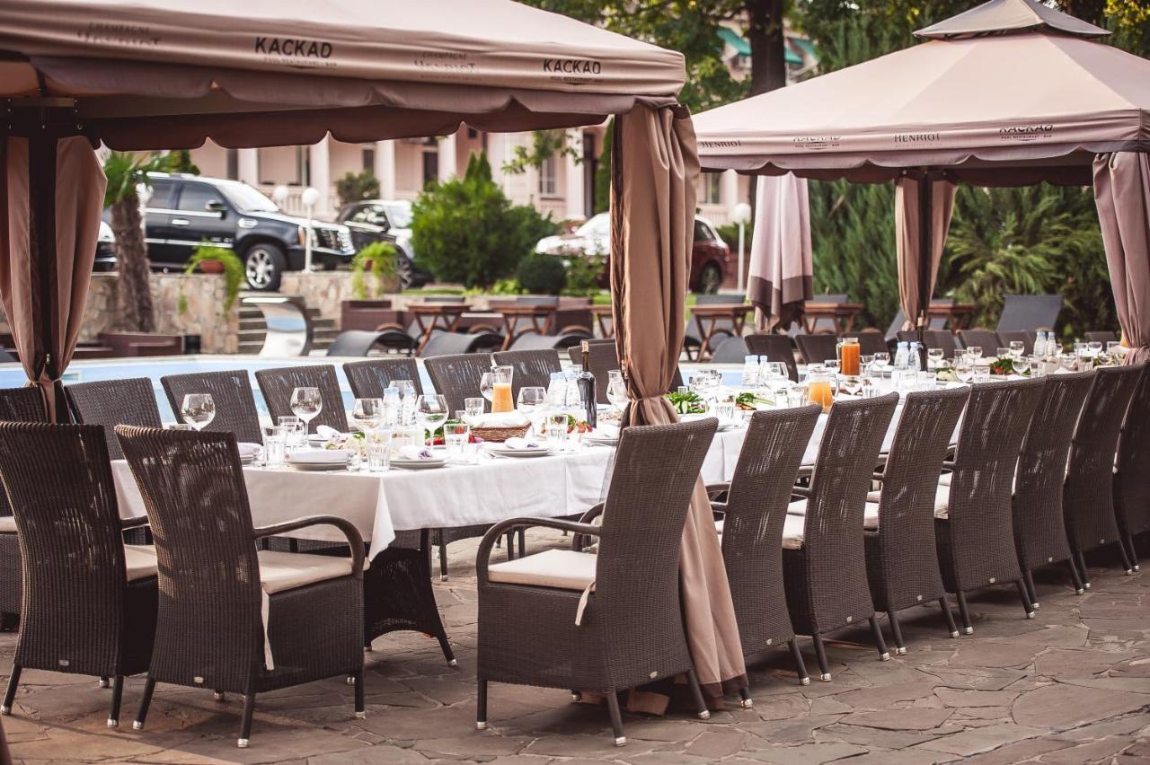 Arcadia Plaza Hotel Odessa Exterior foto